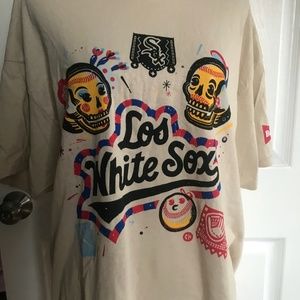 Chicago Los White Sox Budweiser T-shirt from First Rate Field Size XL